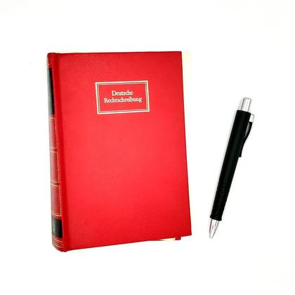 Notizbuch aus altem Buch "Dt. Rechtschreibung"