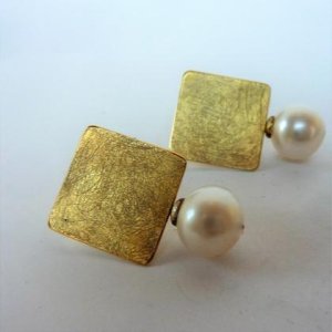 Ohrstecker   „Quadrat“  mit Perle
