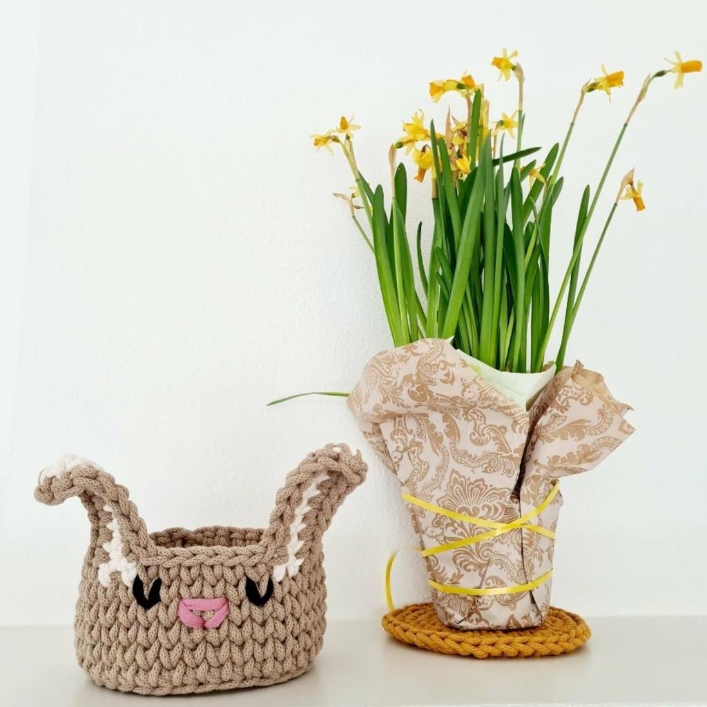 Osternest Hase