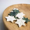 Geschenkanhänger Keramikstern dunkelgrün - Image 4