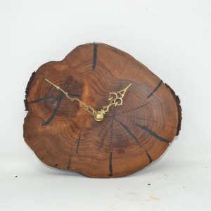 Holz Wanduhr Essigbaum 26×22 Baumscheibenuhr  Holzuhr Geschenk handmade