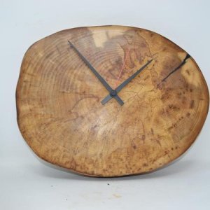 Holz Wanduhr 33,5×26 cm Holzuhr Ahorn Baumscheibenuhr