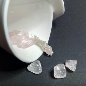 Rosenquarz Anhänger 1