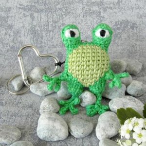 Schlüsselanhänger Frosch, auch als Taschenclip, Glücksbringer