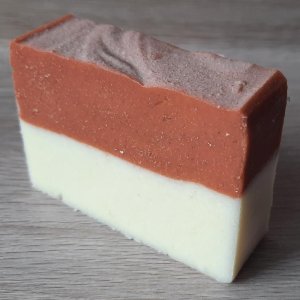 Naturseife Salzseife Limette & Lavendel mit Tonerde rot, Peelingseife
